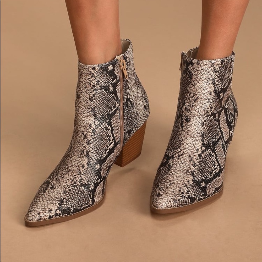 Lulus snakeskin boots